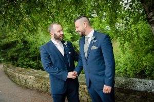groom and best man