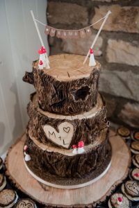 Wedding cake the old barn esholt wedding venue photographer