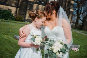 bride and daughter