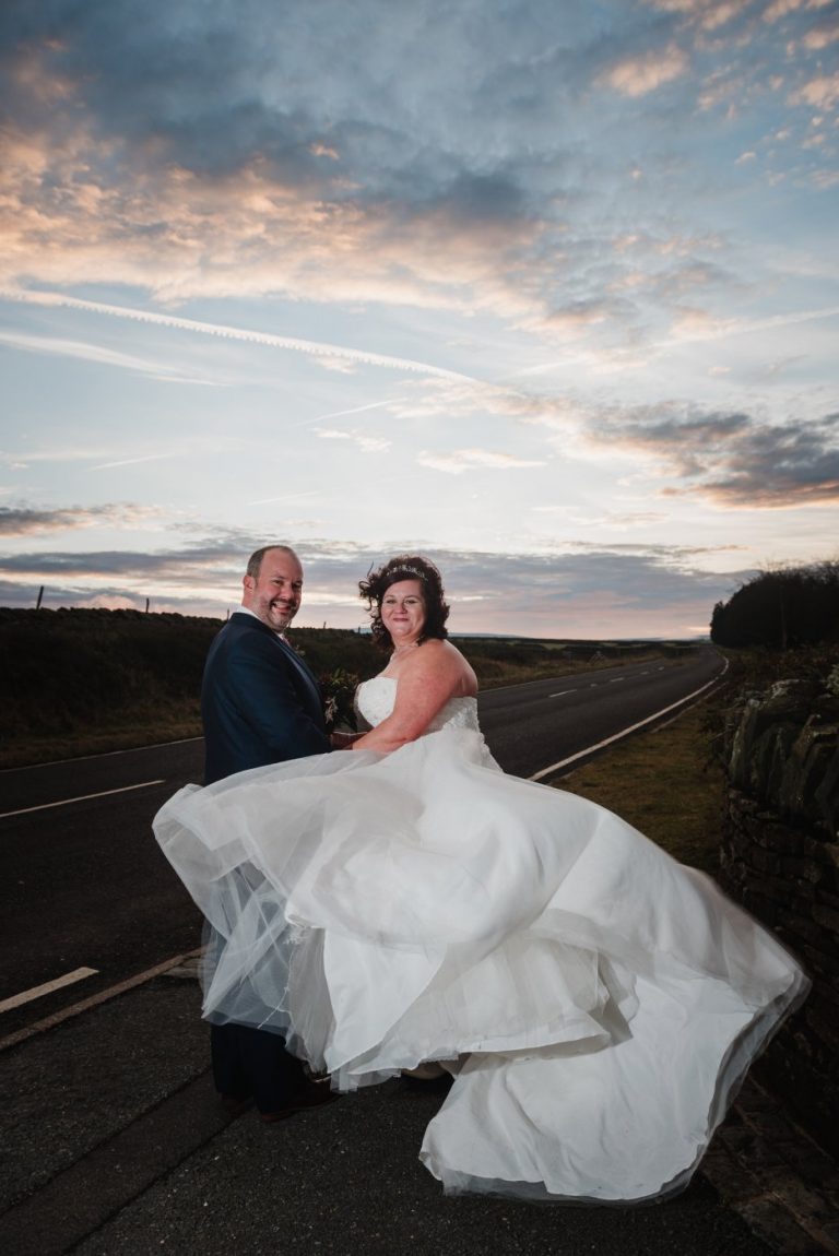 bride and groom sunset pic